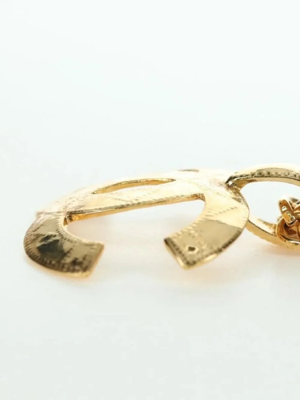 CHANEL CC Necklace metal Gold Tone CC Auth am11252SAM